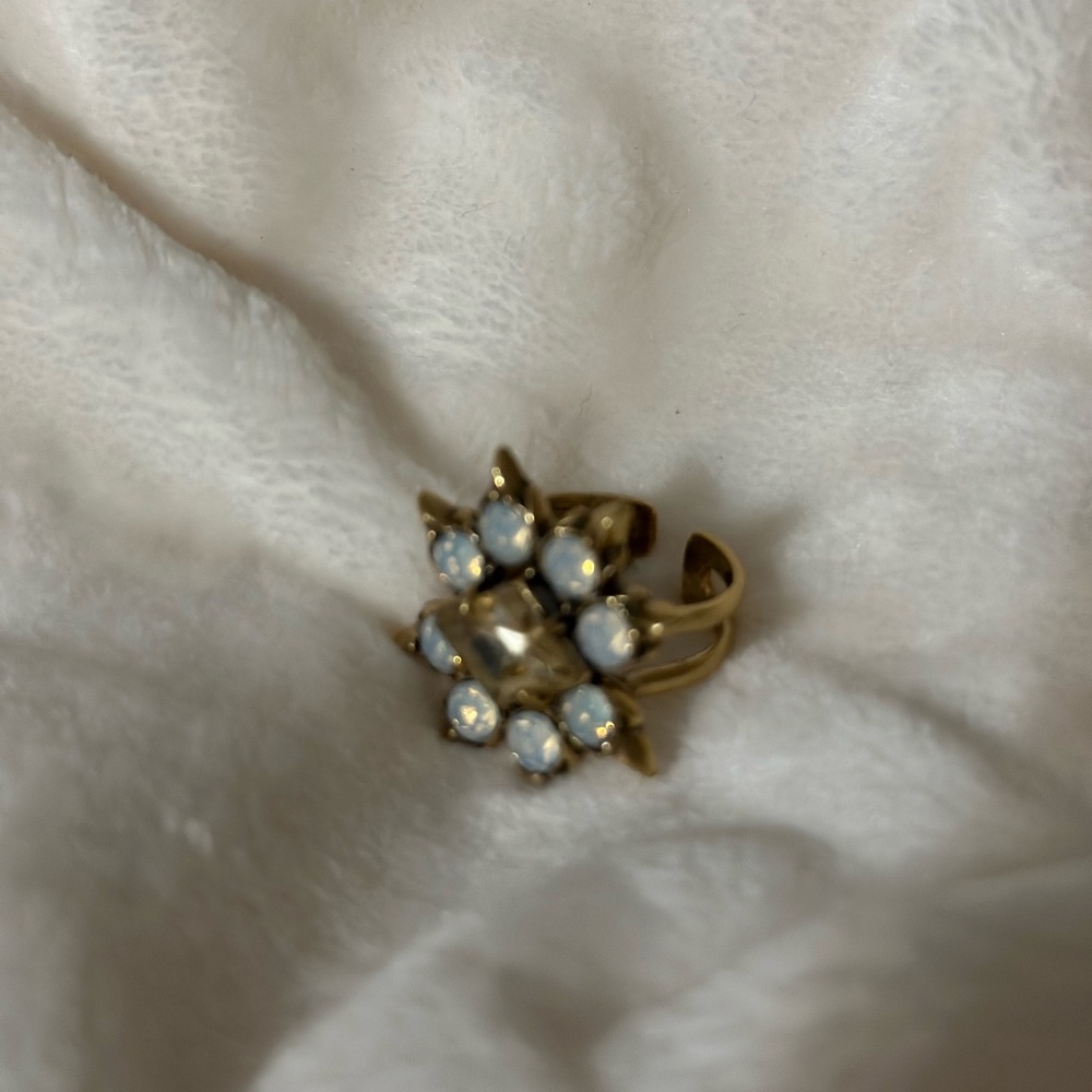Starburst cocktail adjustable ring